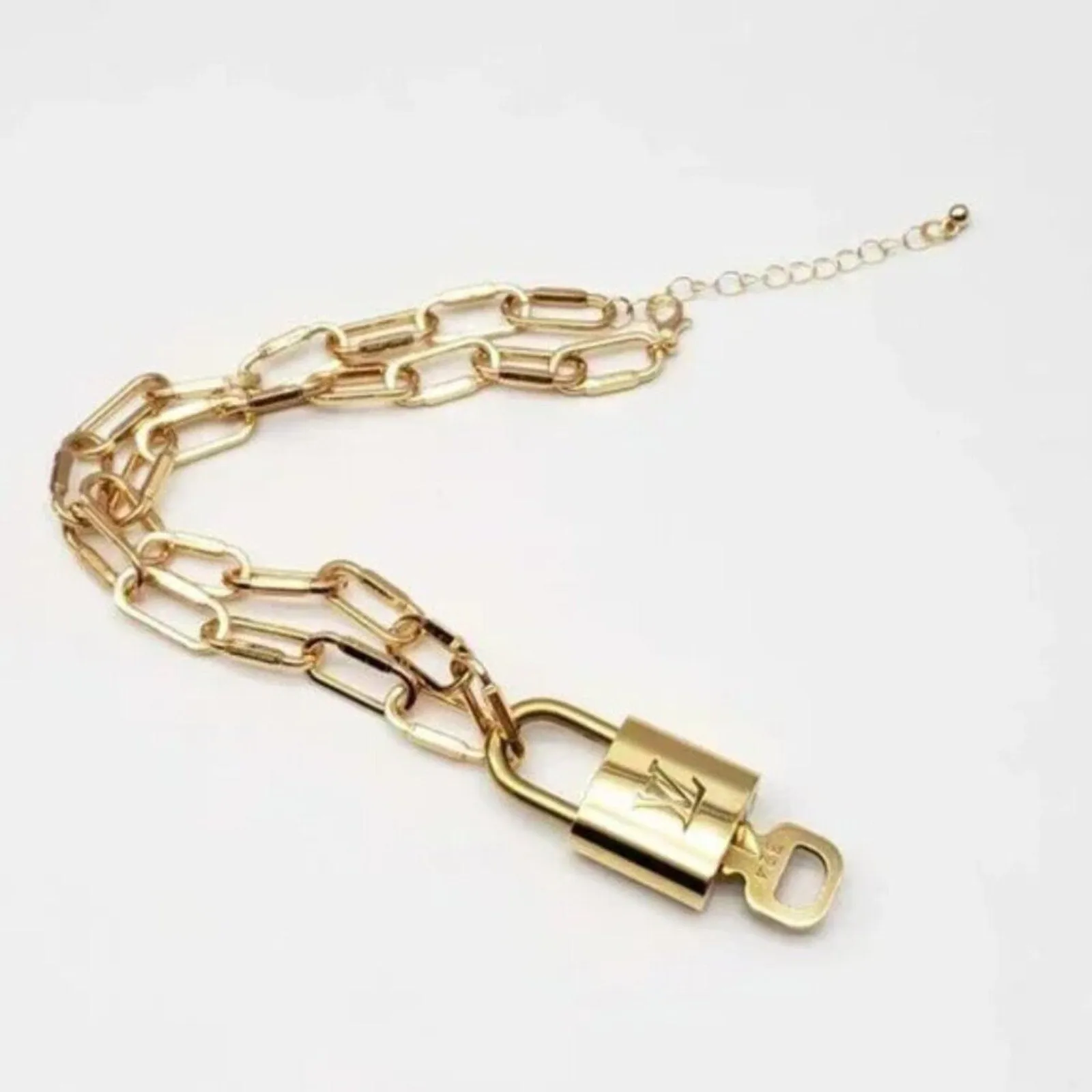 100% Auth Louis Vuitton Lock & Key with Unbranded Gold Plated Chain Necklace