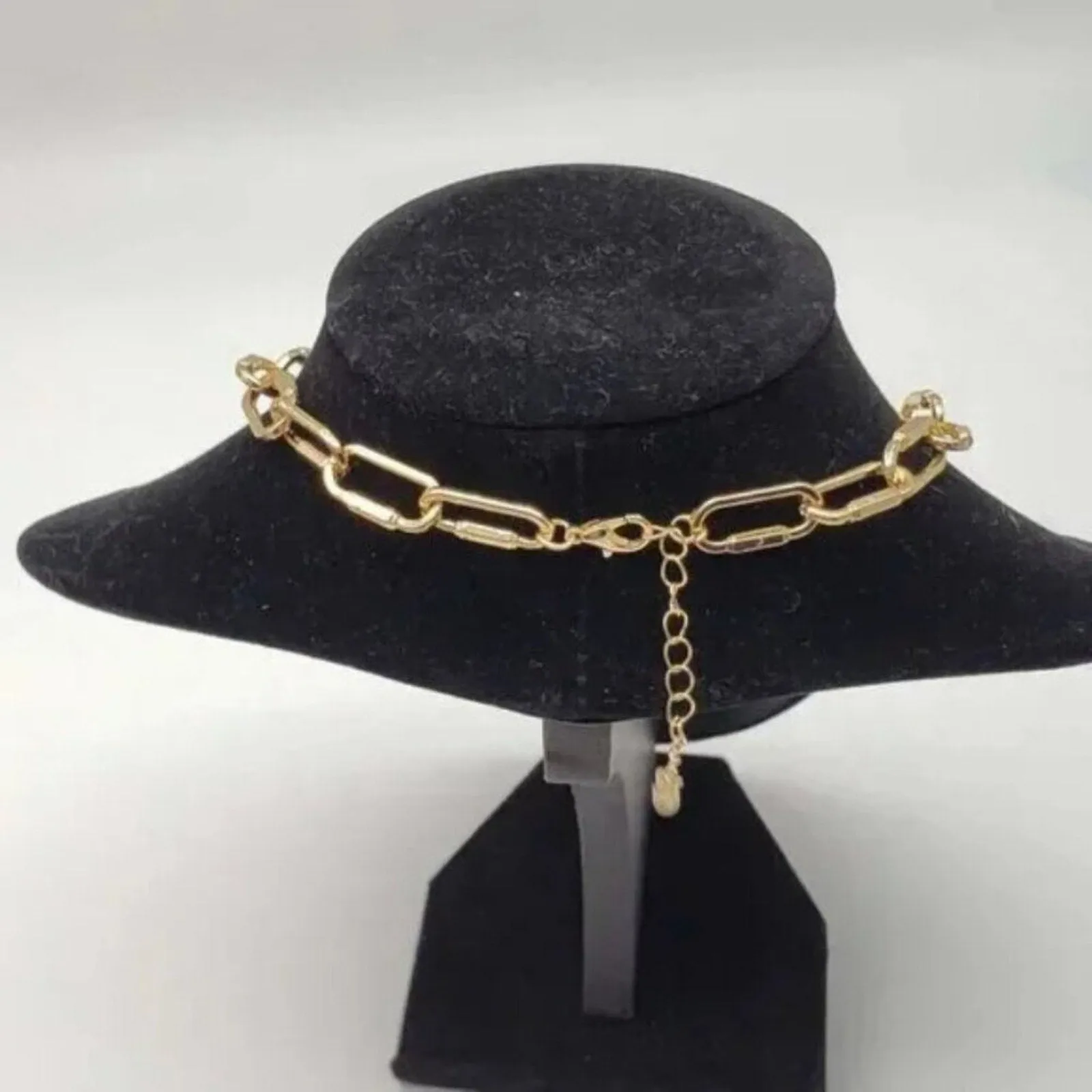 100% Auth Louis Vuitton Lock & Key with Unbranded Gold Plated Chain Necklace