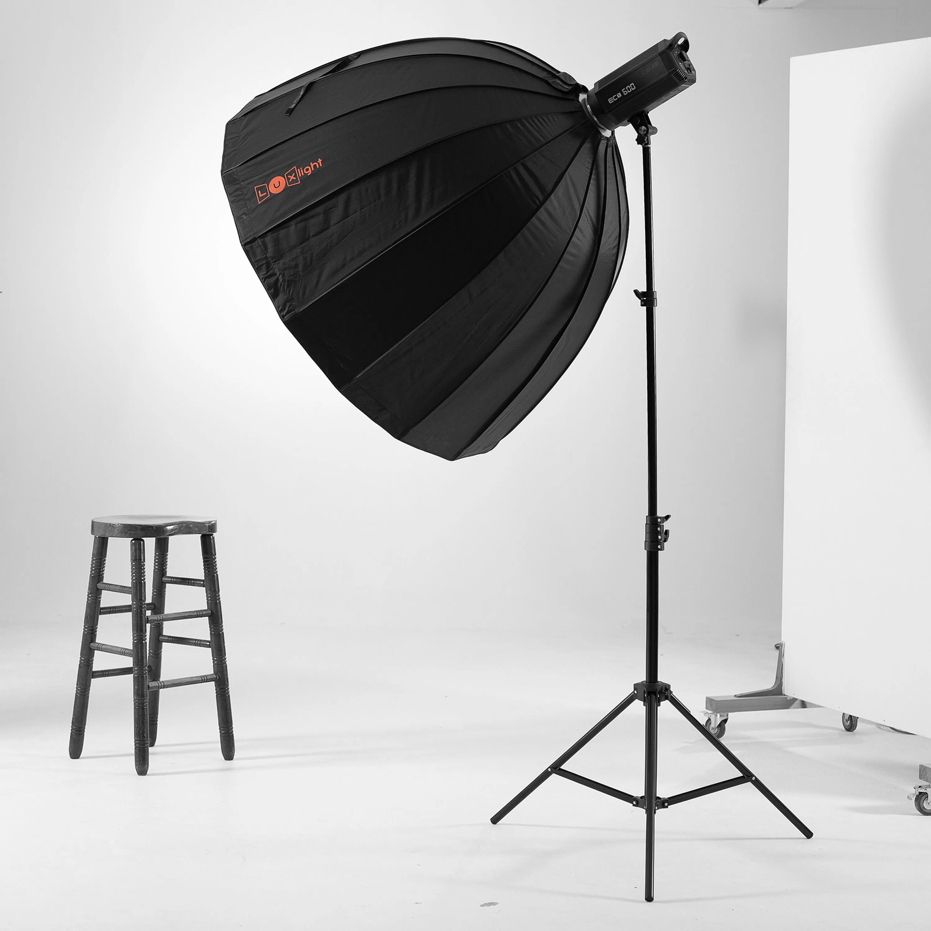 120cm Easy Assembly Parabolic Softbox - Bowens Mount