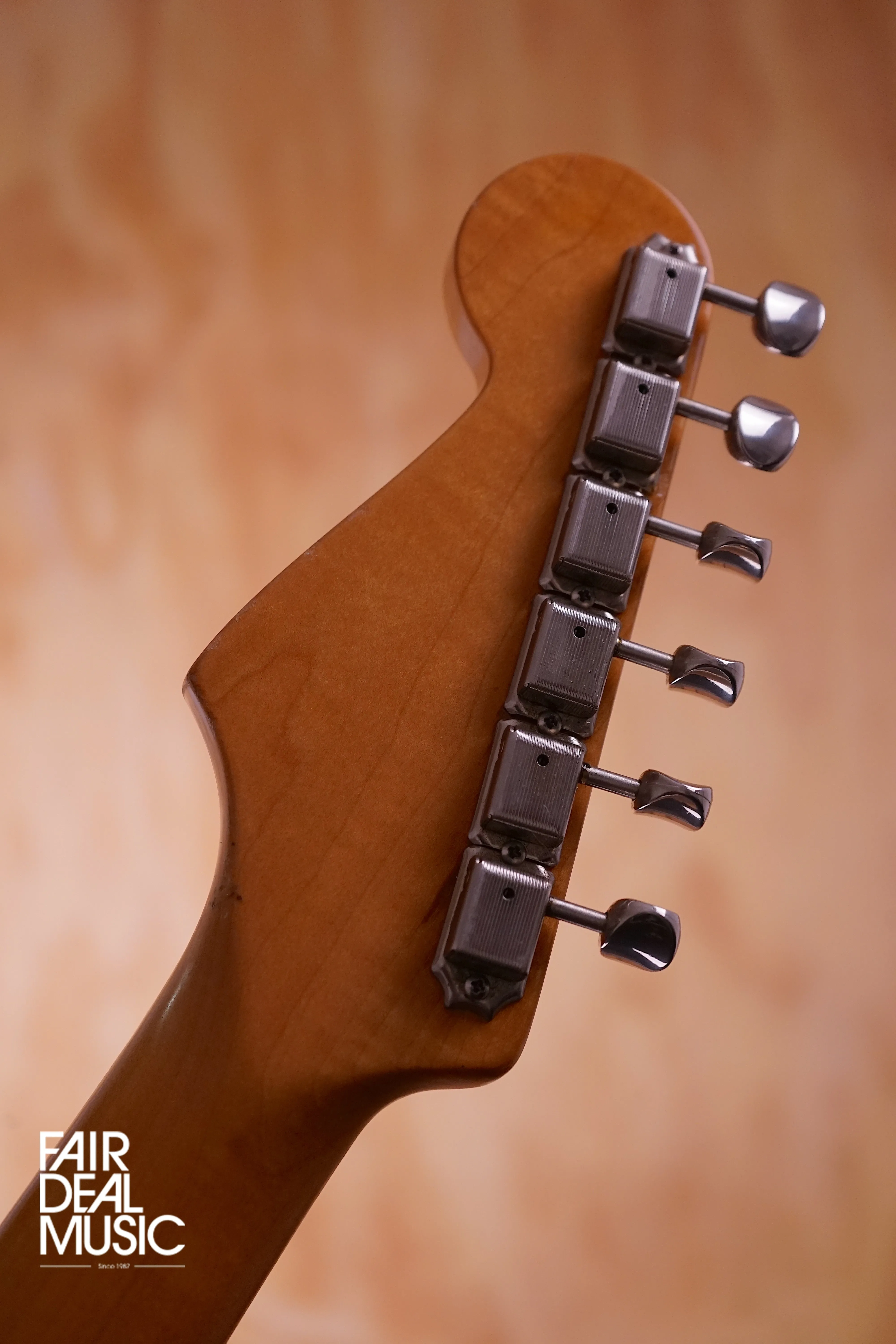 2001 Fender American Vintage '57 Stratocaster in 2-Colour Sunburst, USED