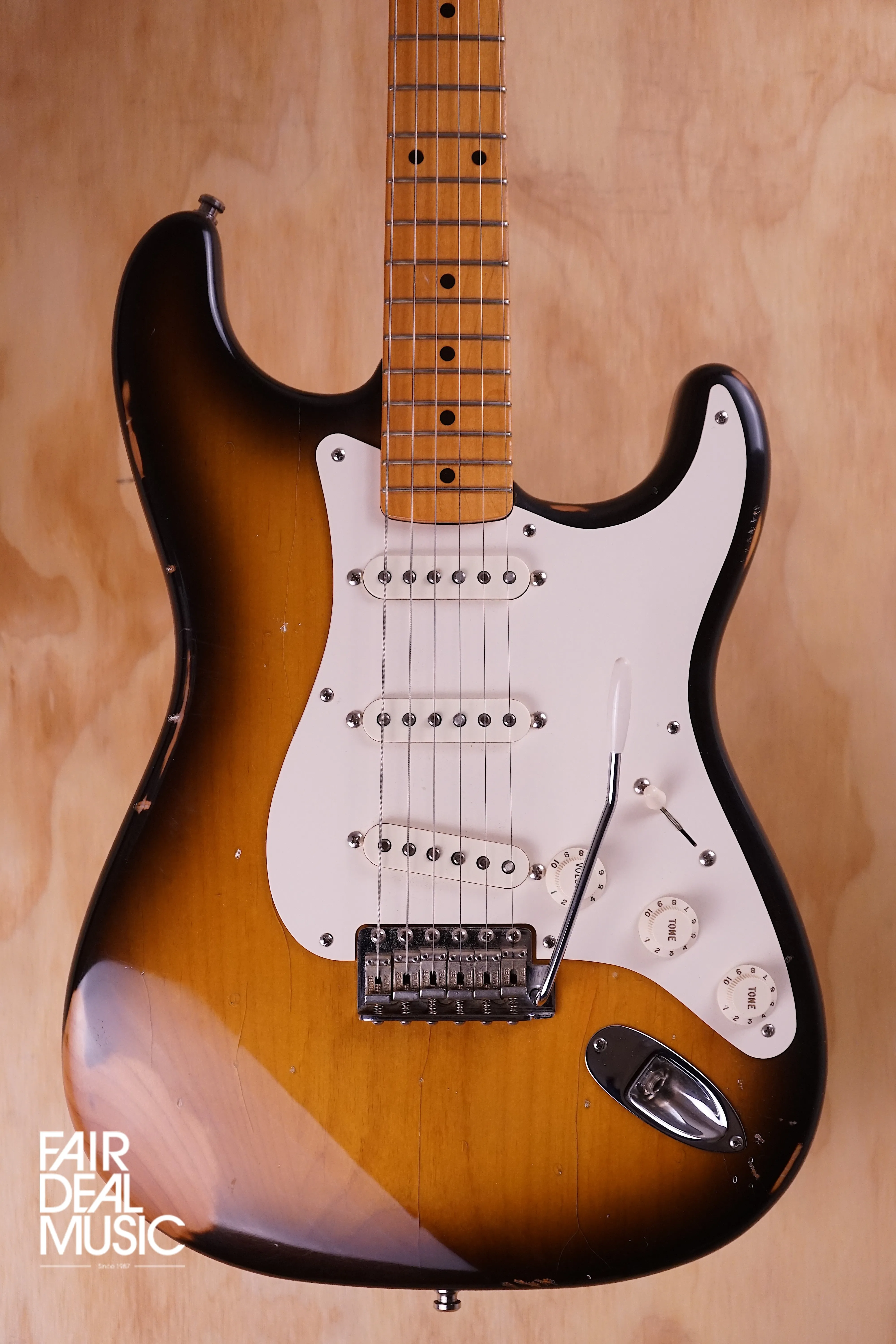 2001 Fender American Vintage '57 Stratocaster in 2-Colour Sunburst, USED