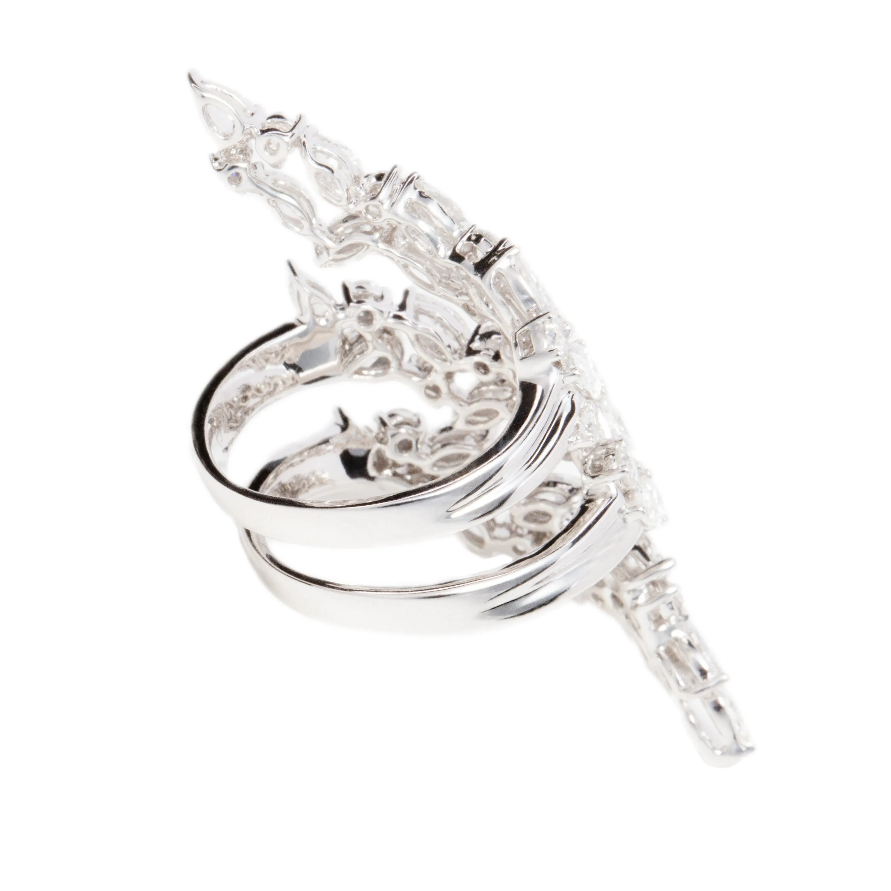 4.30ct 18k White Gold Diamond Ring