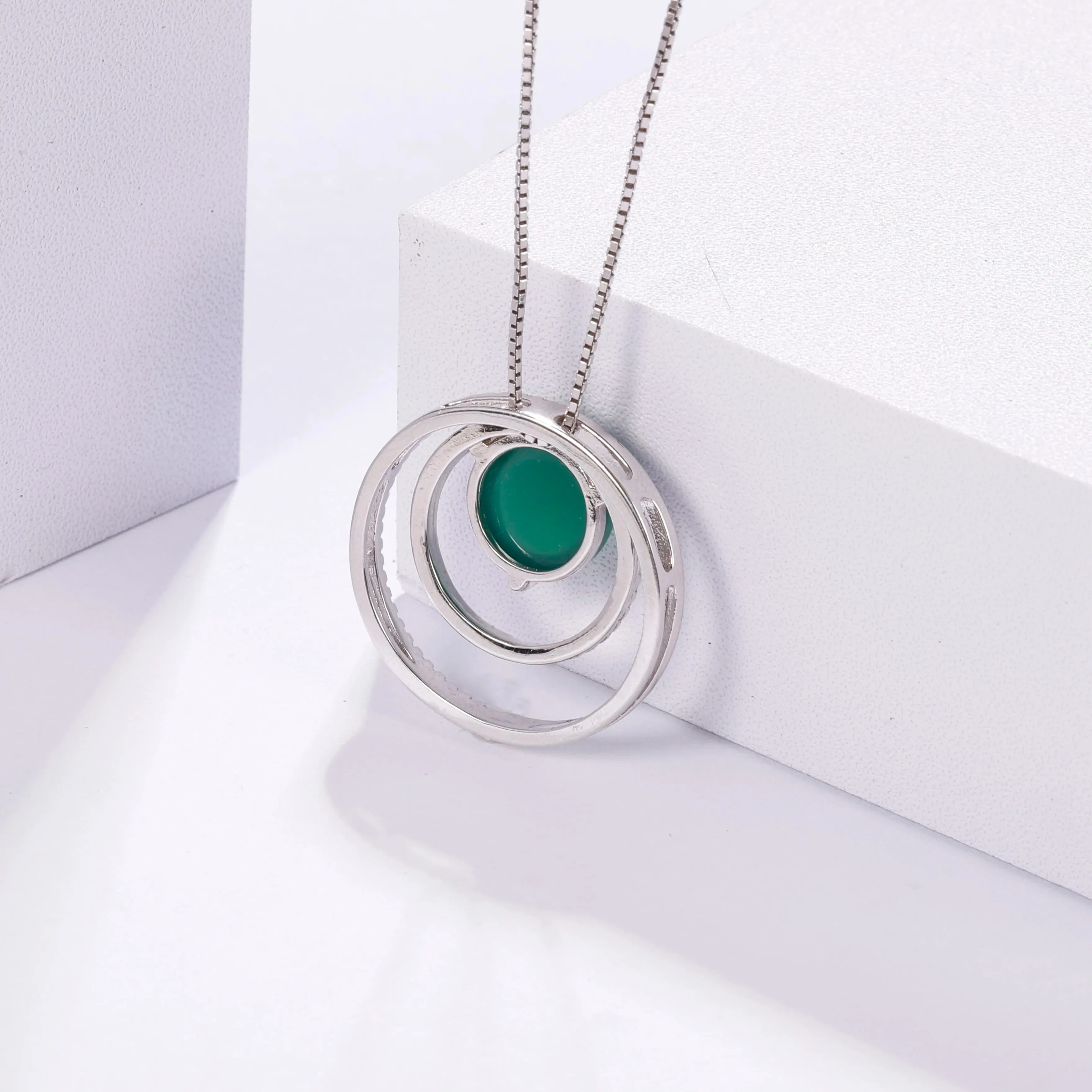 925 Sterling Silver Double Circle Pendant Necklace with Natural Green Agate Gemstone