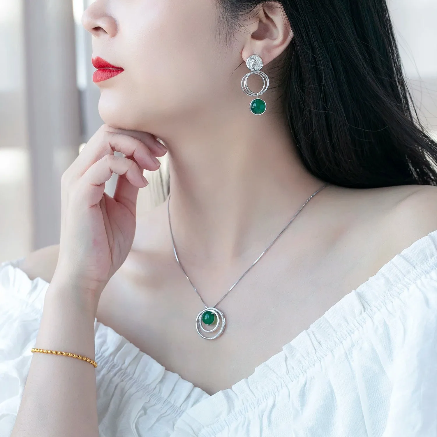 925 Sterling Silver Double Circle Pendant Necklace with Natural Green Agate Gemstone
