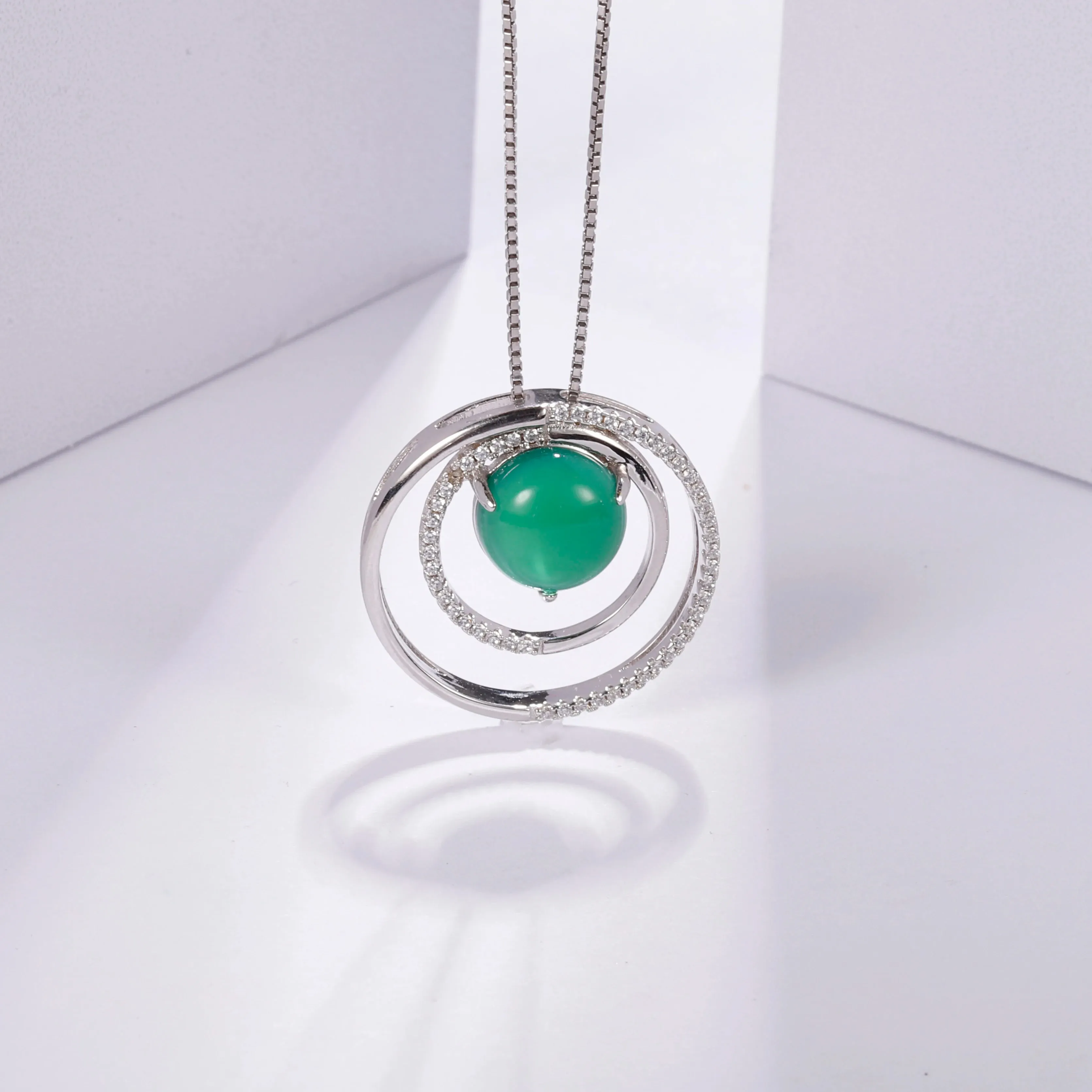 925 Sterling Silver Double Circle Pendant Necklace with Natural Green Agate Gemstone