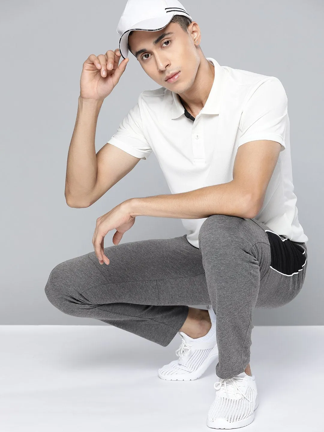 Alcis Men Grey Solid Track Pant