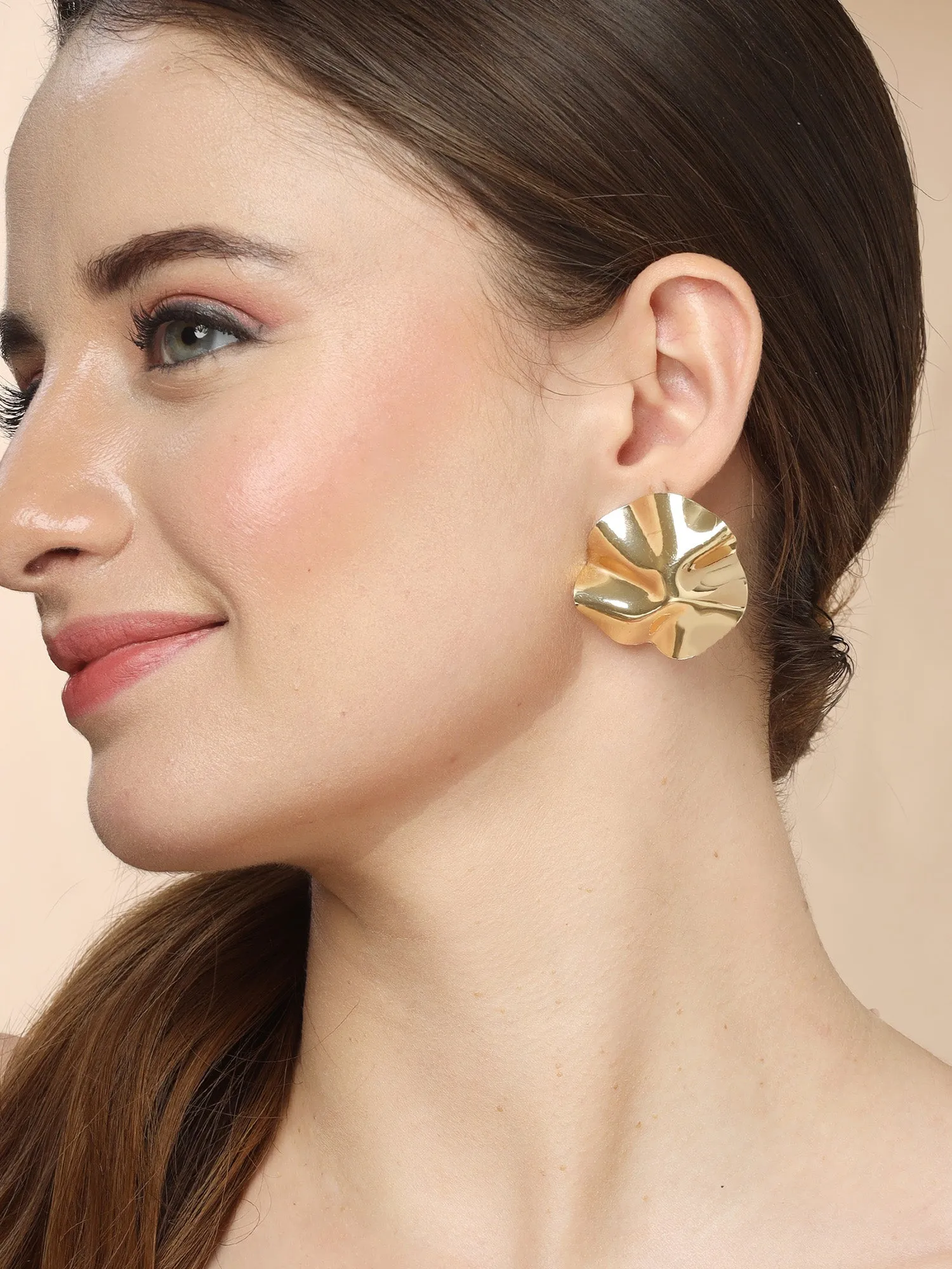 Bohey by KARATCART Gold-Plated Contemporary Gold Studs for Women
