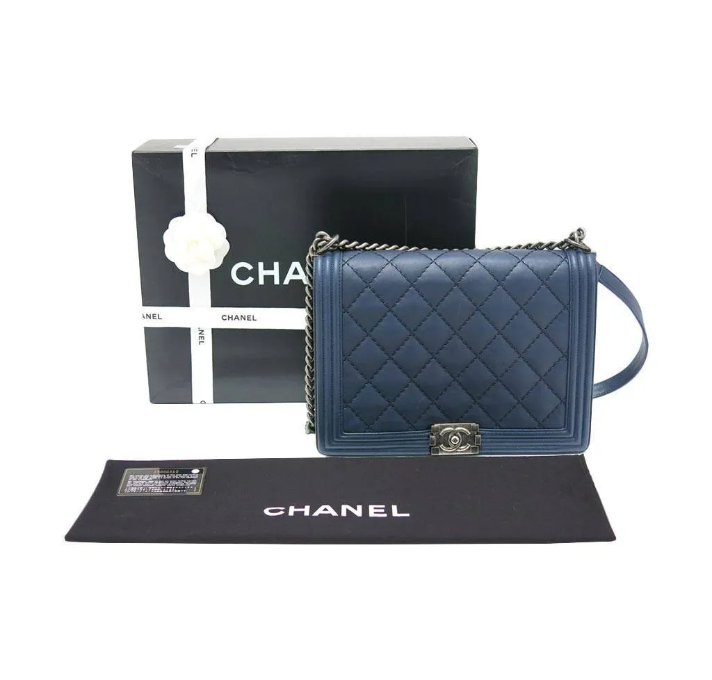 Chanel Boy Bag Navy SHW