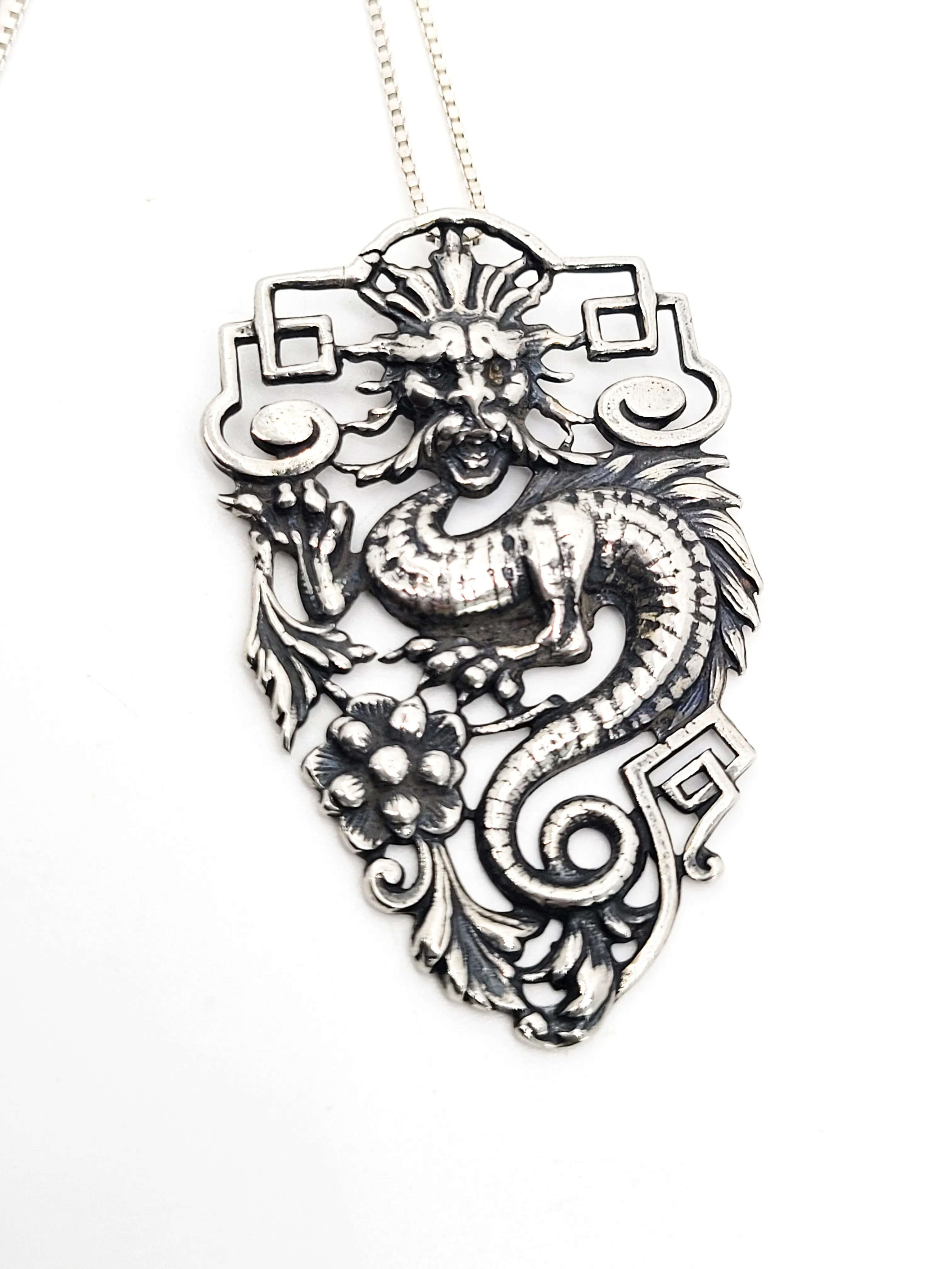 Chinese vintage Dragon Sterling silver vintage necklace