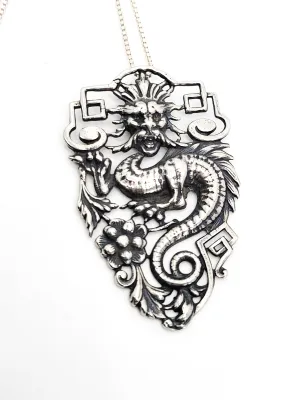 Chinese vintage Dragon Sterling silver vintage necklace