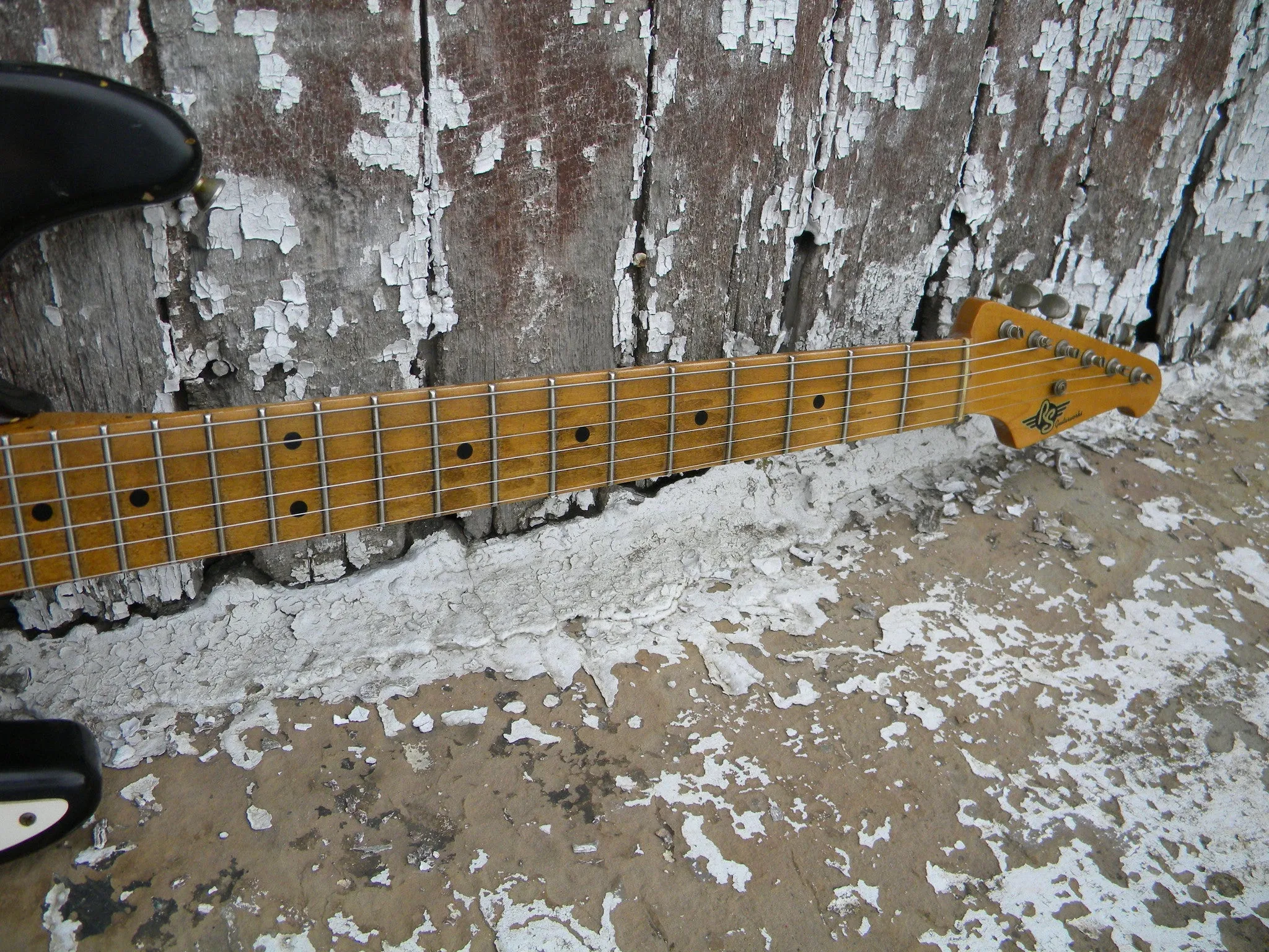 Contour Whiteguard