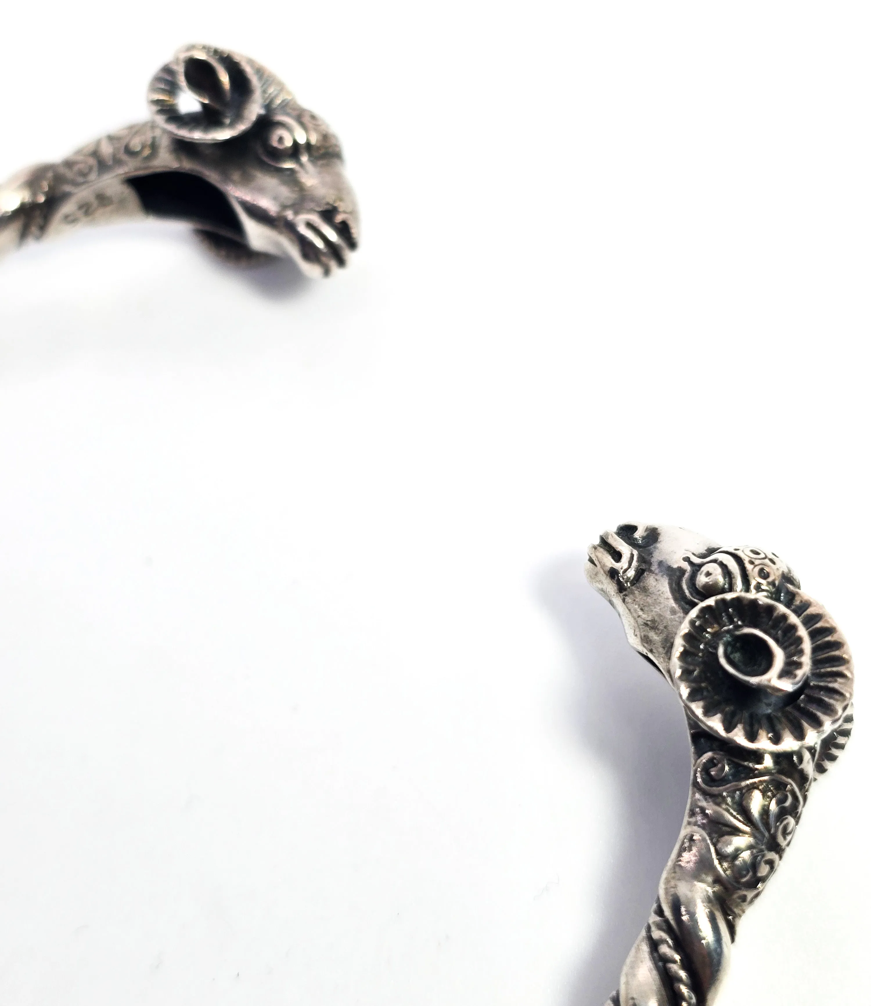 Double Rams head Greek detailed vintage signed solid sterling silver bangle bracelet