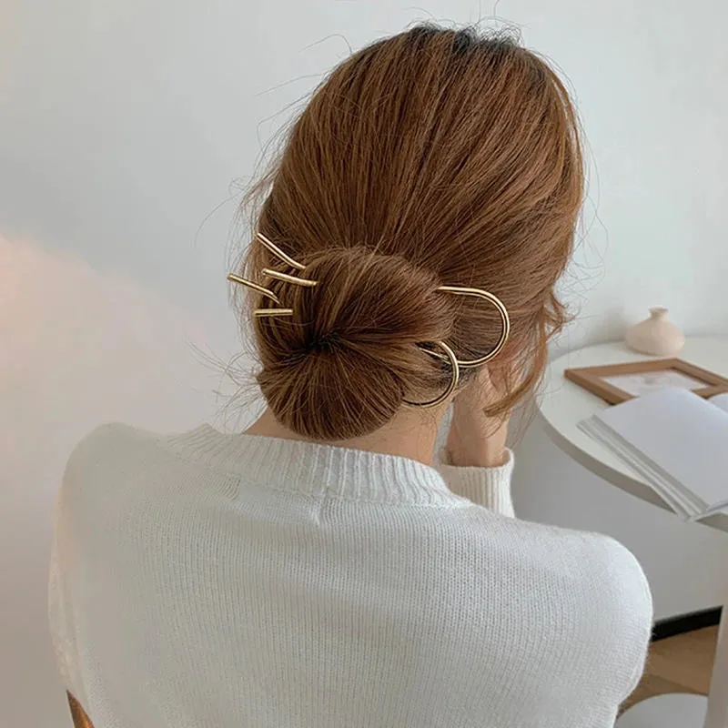 Elegant Gold U-Shaped Hairpin Set
