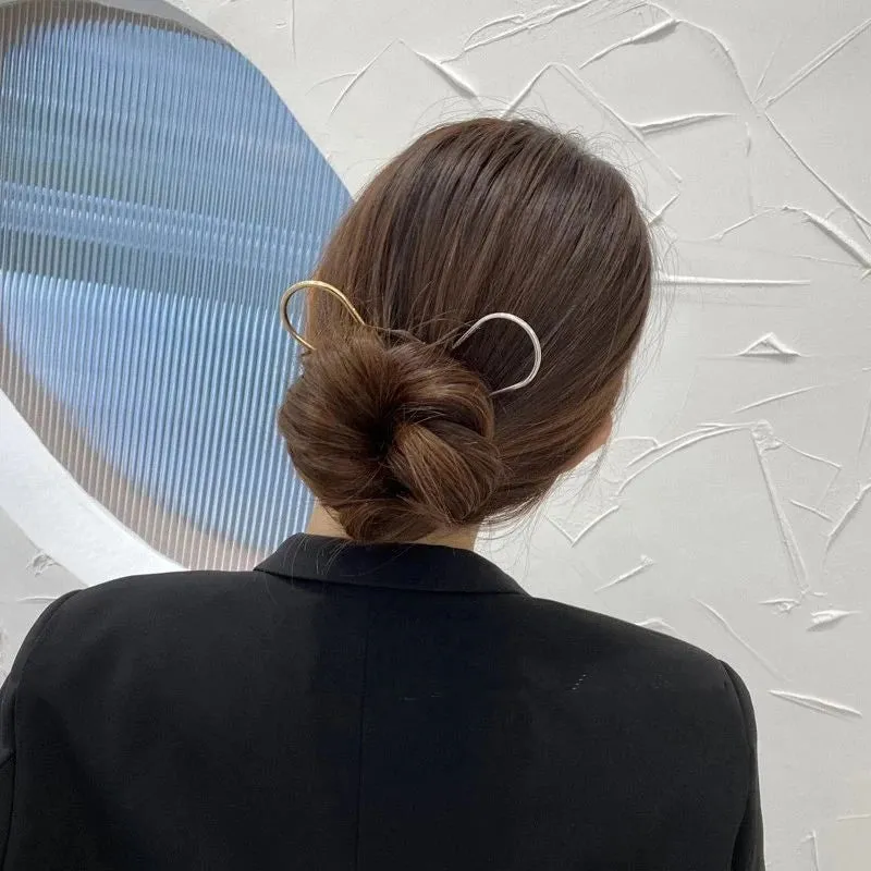 Elegant Gold U-Shaped Hairpin Set