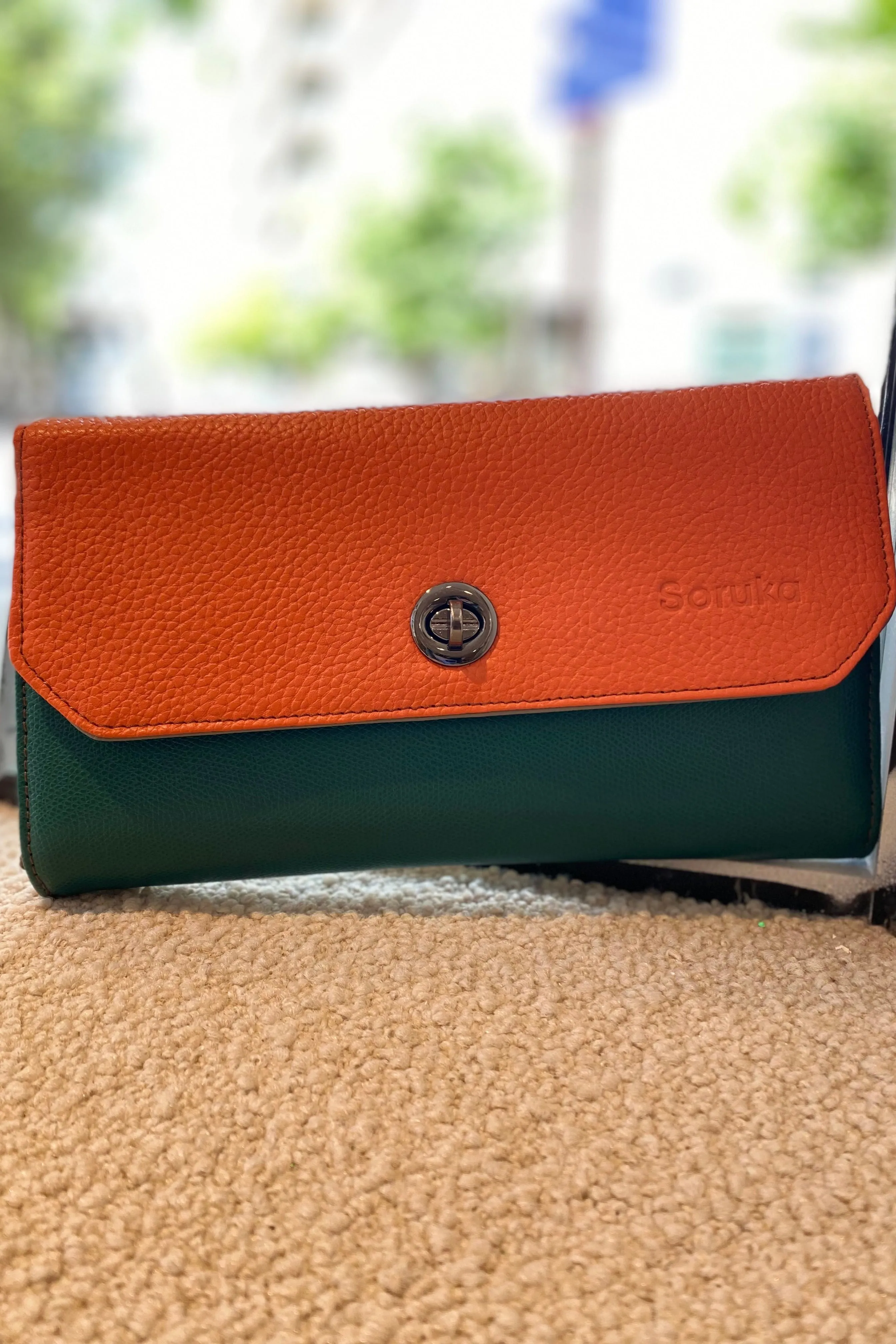 Ellen Plain Clutch