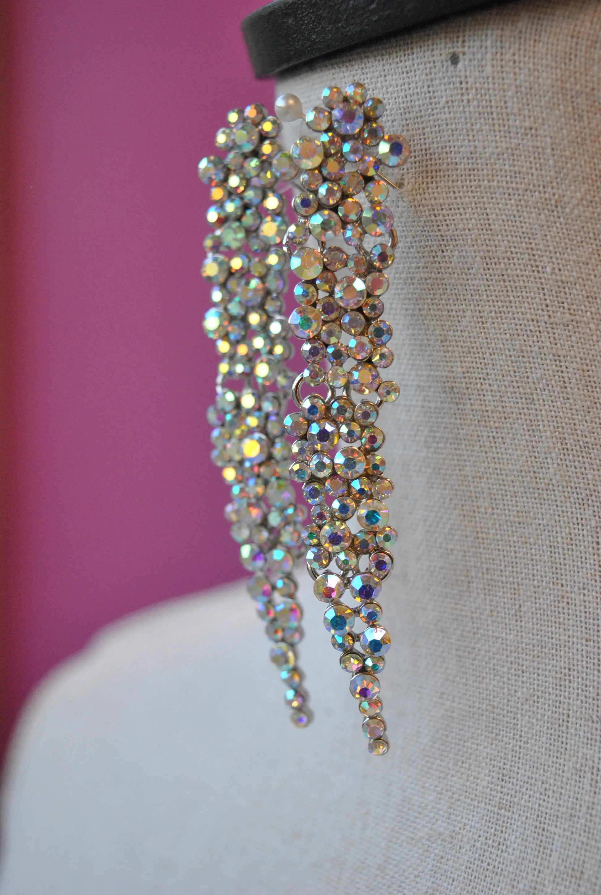 FASHION COLLECTION - OPALITE CRYSTALS STATEMENT EARRINGS