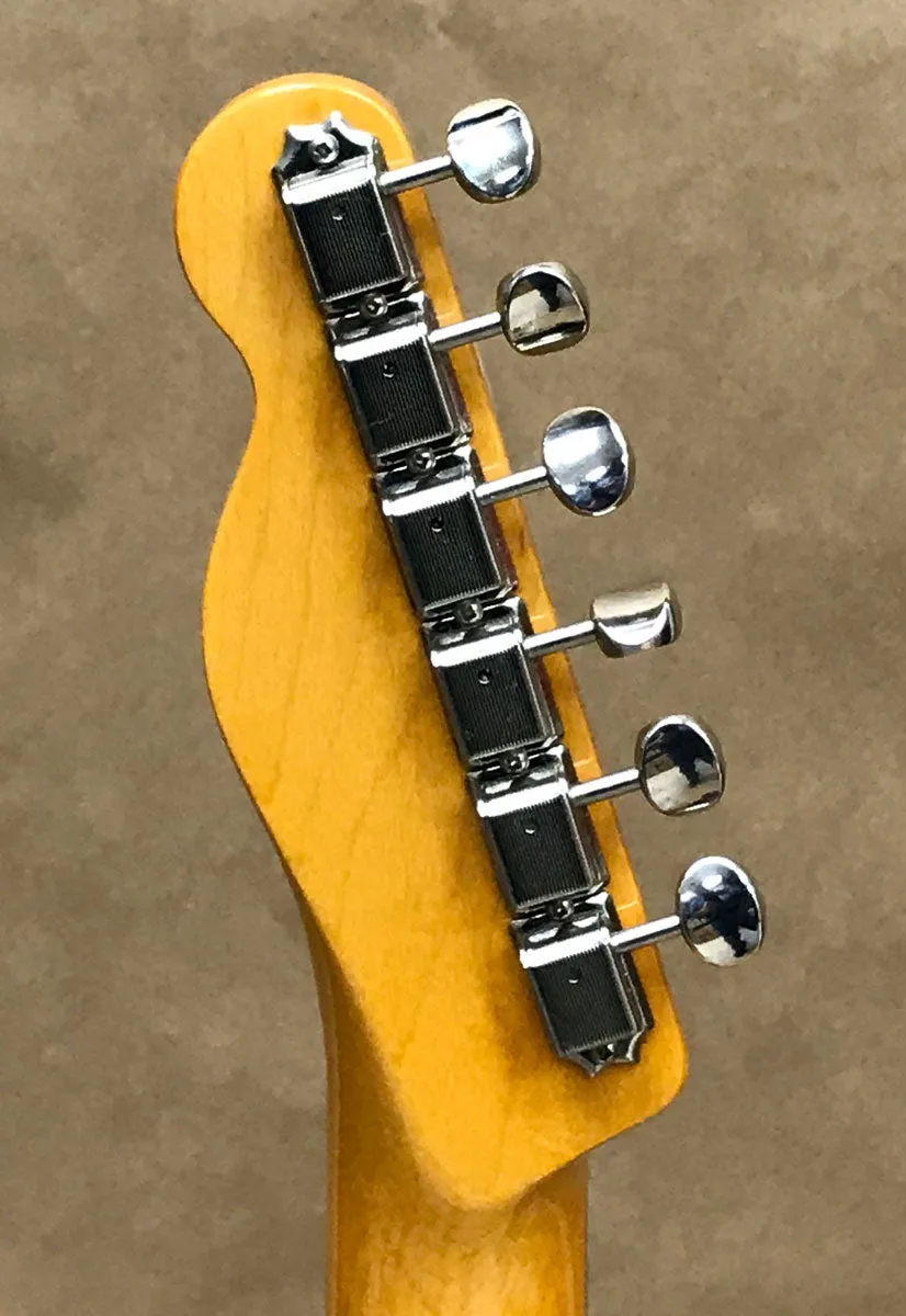 Fender American Vintage '62 Custom Telecaster Surf Green