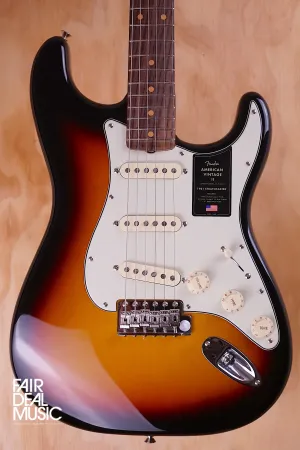 Fender American Vintage II '61 Stratocaster in 3-Tone Sunburst, Open-Box