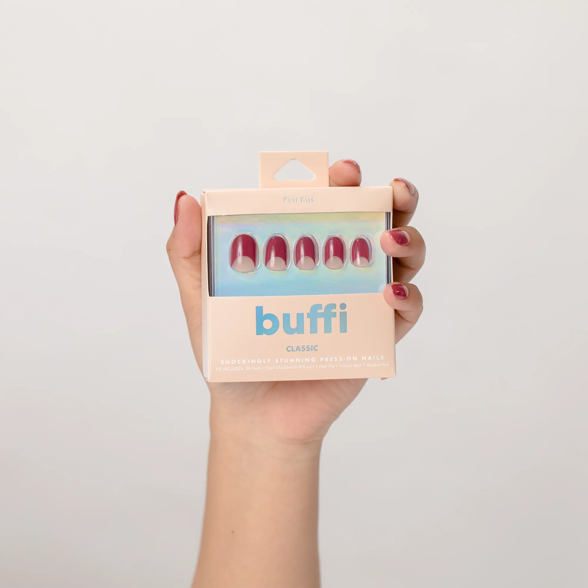FIRST KISS Buffi Press On Nails