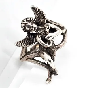 Flying Cupid Angel Playing hard Mexican split shank sterling silver vintage ring size 8.5