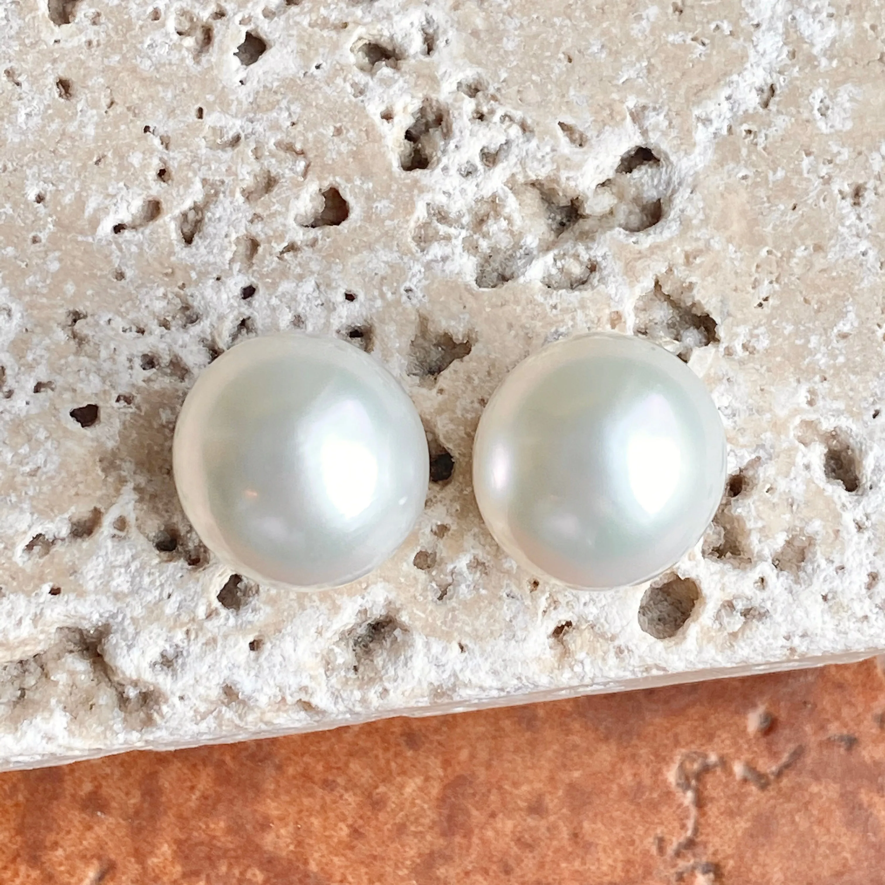 Genuine Cultured Paspaley South Sea Loose Pearl Pair "Fashion" Quality 14mm