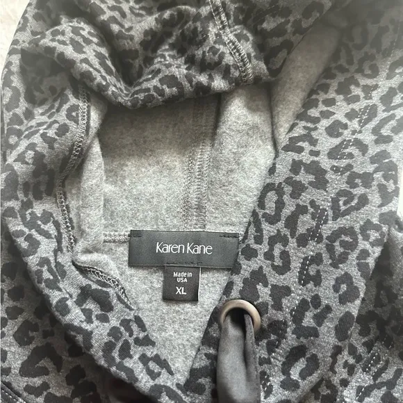 Karen Kane Leopard Print Long Sleeve Hoodie Black Gray Sz XL $148 NEW With Tags