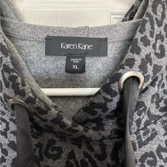 Karen Kane Leopard Print Long Sleeve Hoodie Black Gray Sz XL $148 NEW With Tags