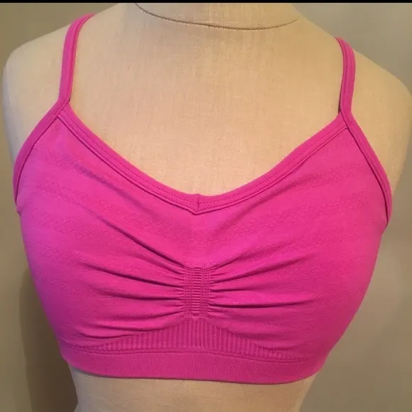 Like New Lululemon Sports Bra w/adj. straps