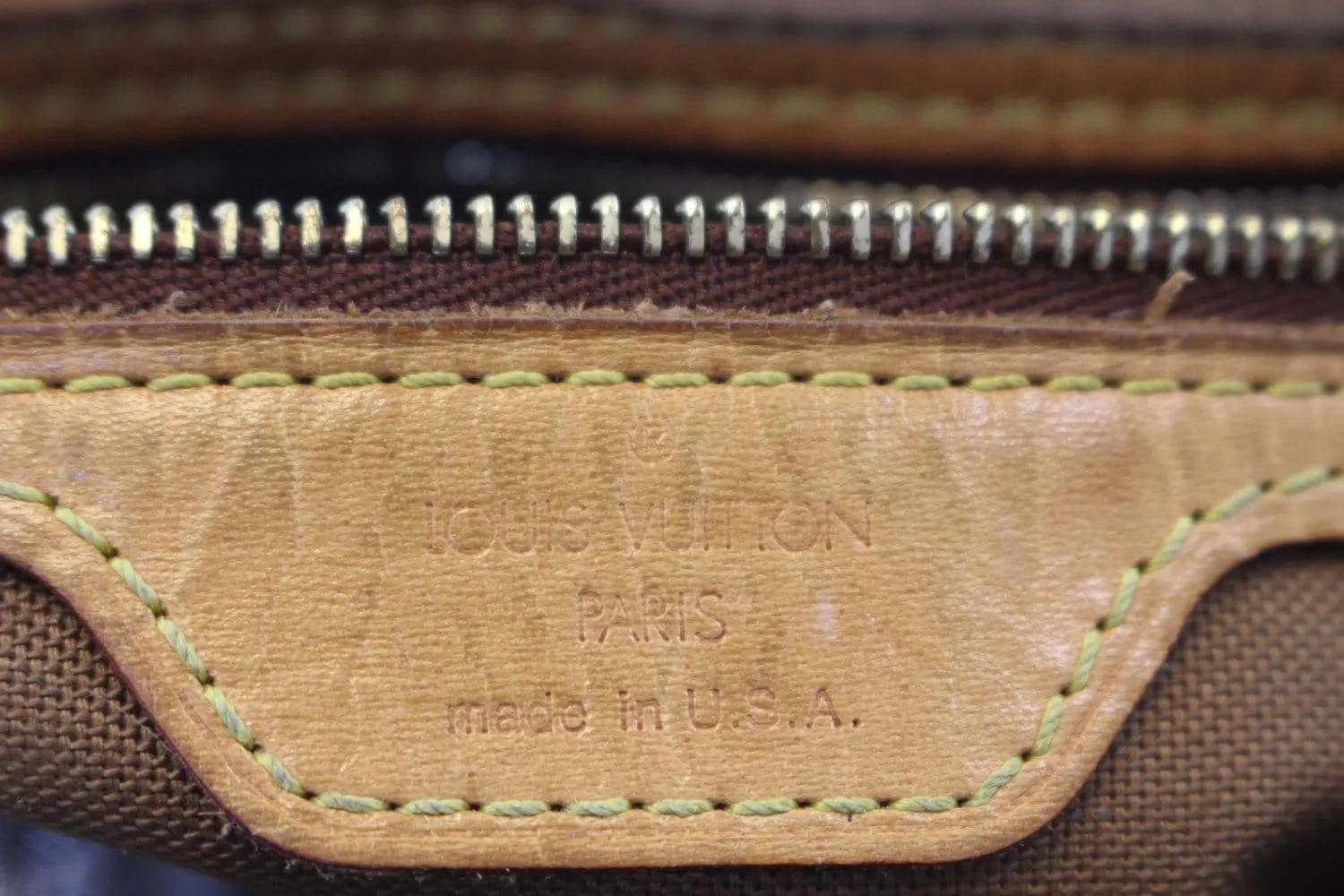 LOUIS VUITTON Monogram Canvas Looping PM Bag