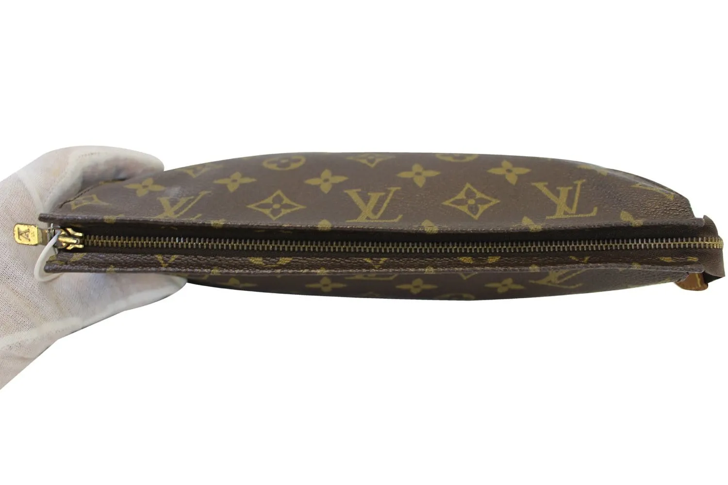 LOUIS VUITTON Monogram Canvas Toilette 26 Cosmetics Pouch