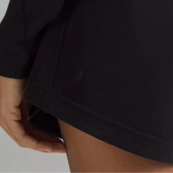 Lululemon Inner Glow High-Rise Short 2.5&quot;, black