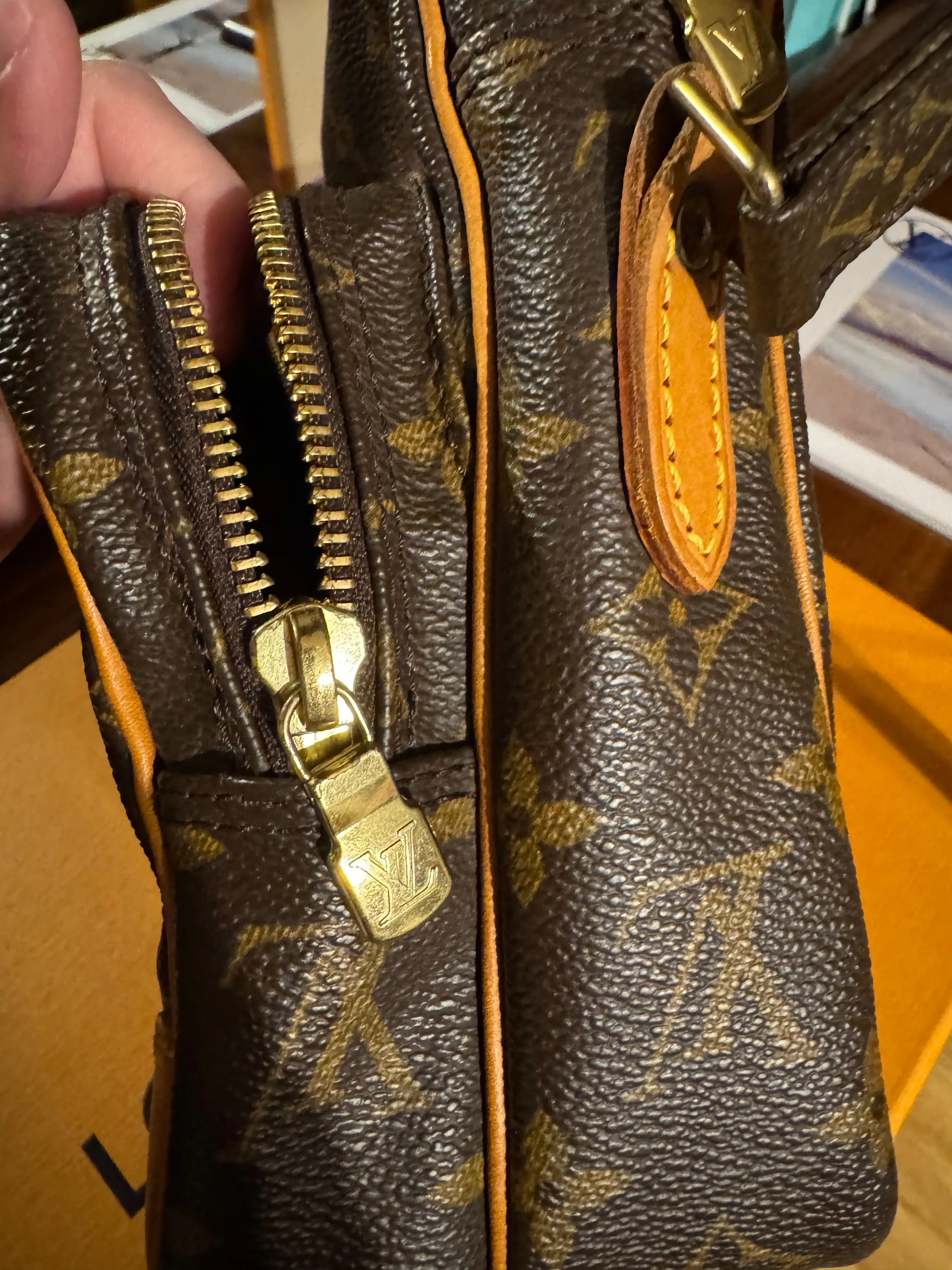LV Vintage Amazone Crossbody Bag