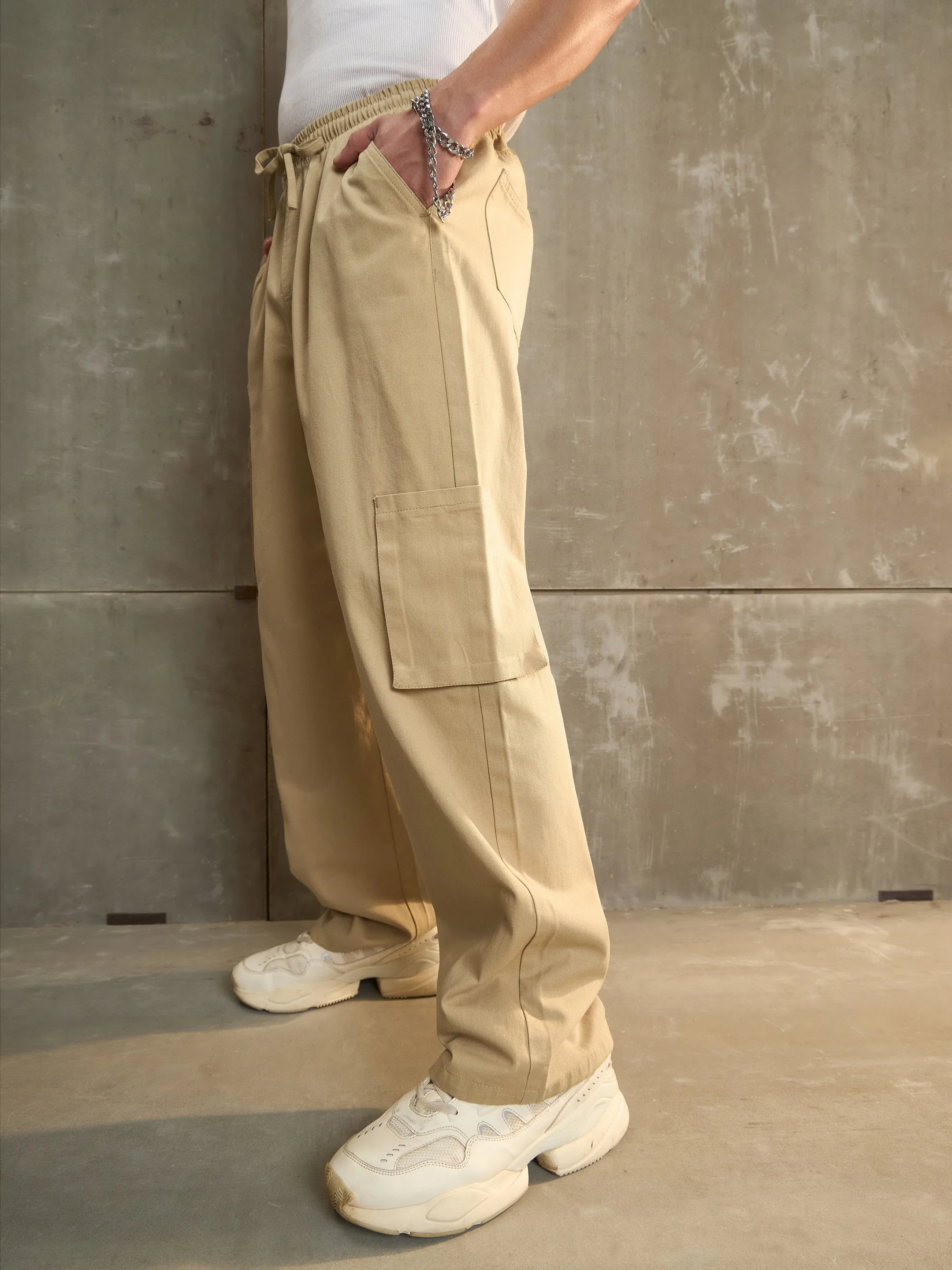 Men Beige Twill Elasticated Waist Wide Leg Pants