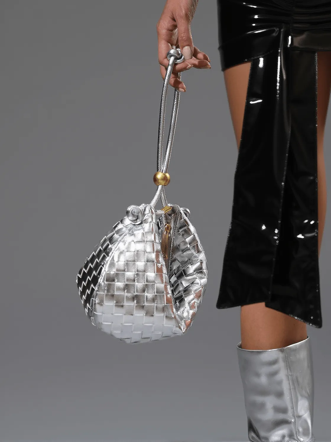 Midge Woven Drawstring Bag In Silver