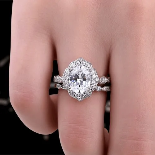 Milgrain Halo Oval Cut Vintage Wedding Set