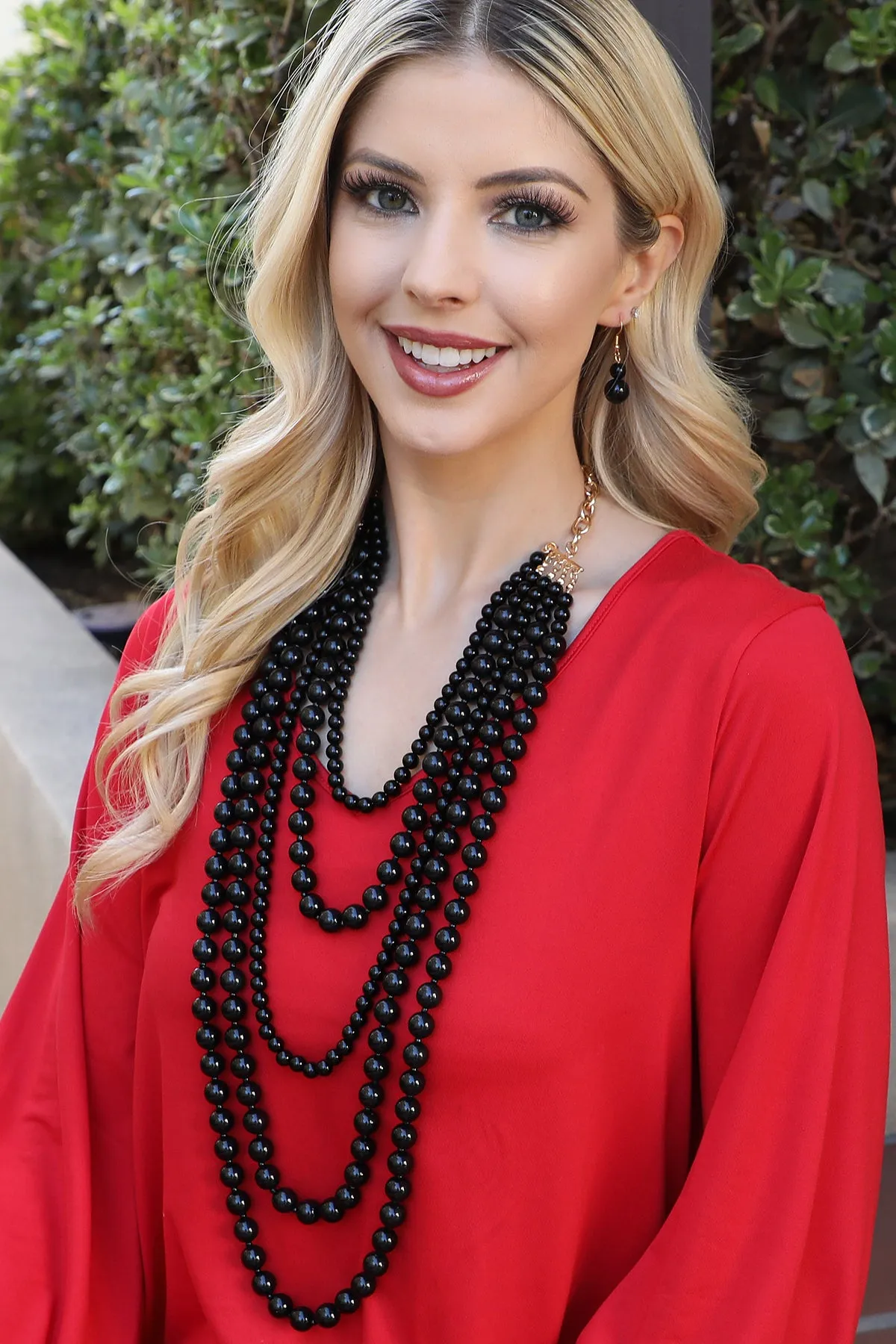 MULTILAYERED BEADS NECKLACE AND EARRINGS SET
