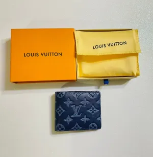 Multiple Wallet Monogram
