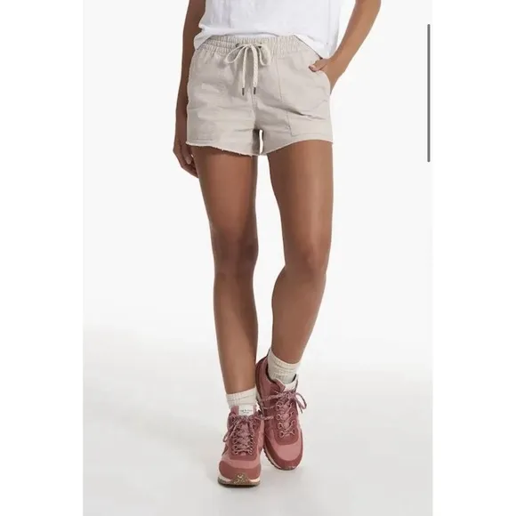 NEW $68 VUORI Shorts Womens XL Ripstop Drawcord Pockets Elastic Waist VW385