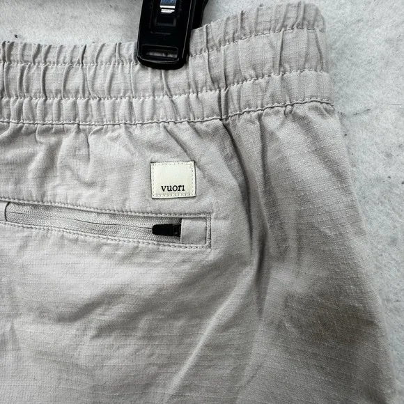 NEW $68 VUORI Shorts Womens XL Ripstop Drawcord Pockets Elastic Waist VW385
