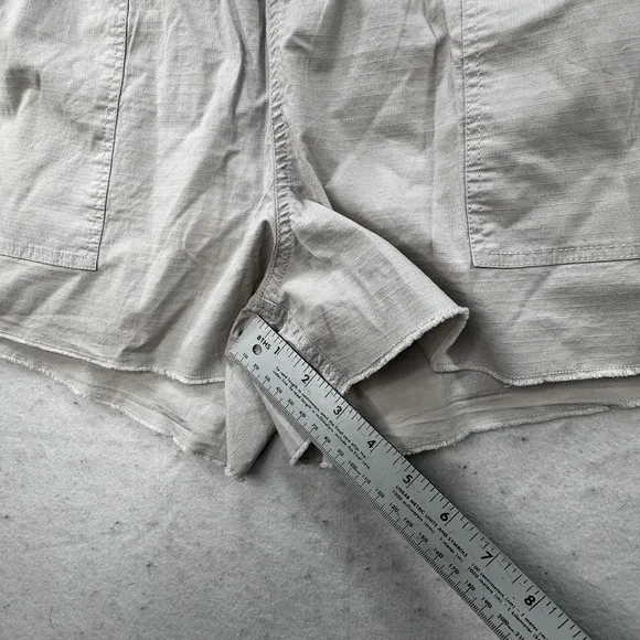 NEW $68 VUORI Shorts Womens XL Ripstop Drawcord Pockets Elastic Waist VW385