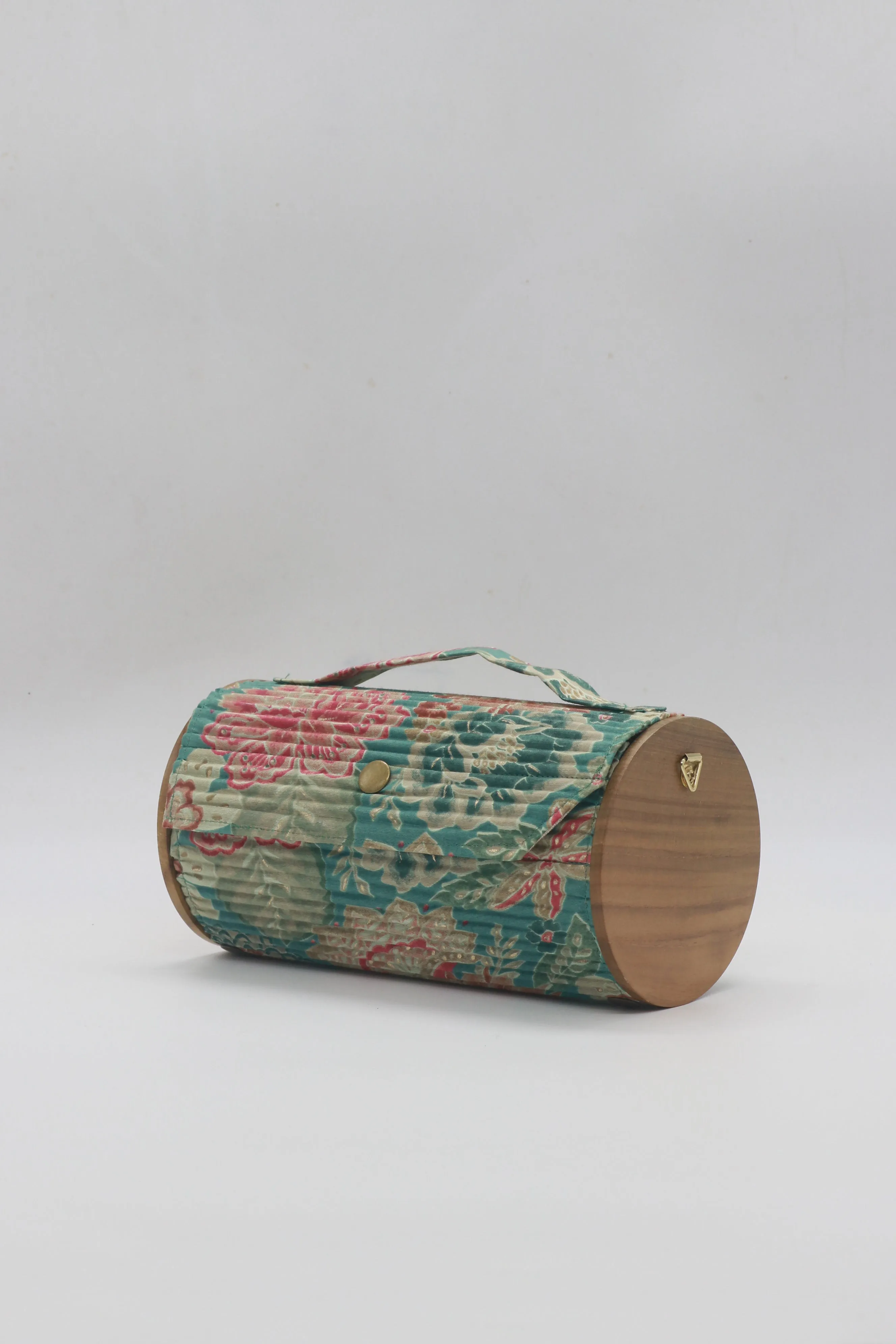 Nova & Sky Round Clutch - Changeable Sleeve