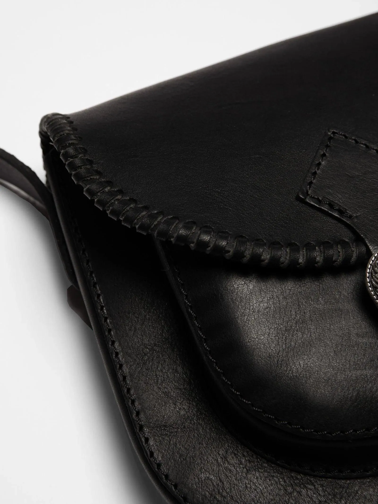 Nudie Jeans Co. - Western Leather Saddle Bag Black
