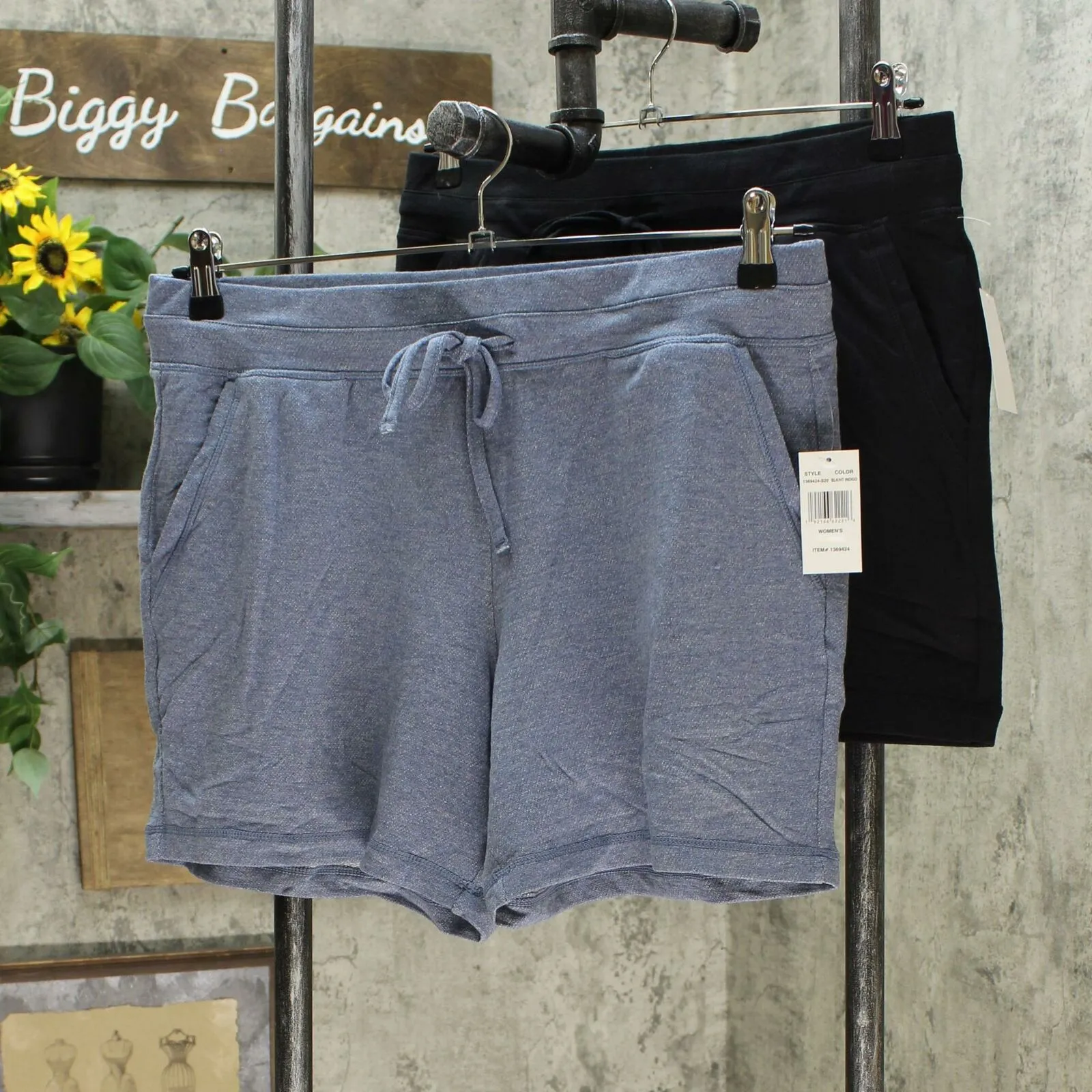 NWT 32 Degrees Cool Women s 2 Pack Pull-On French Terry Shorts. 1369424 S