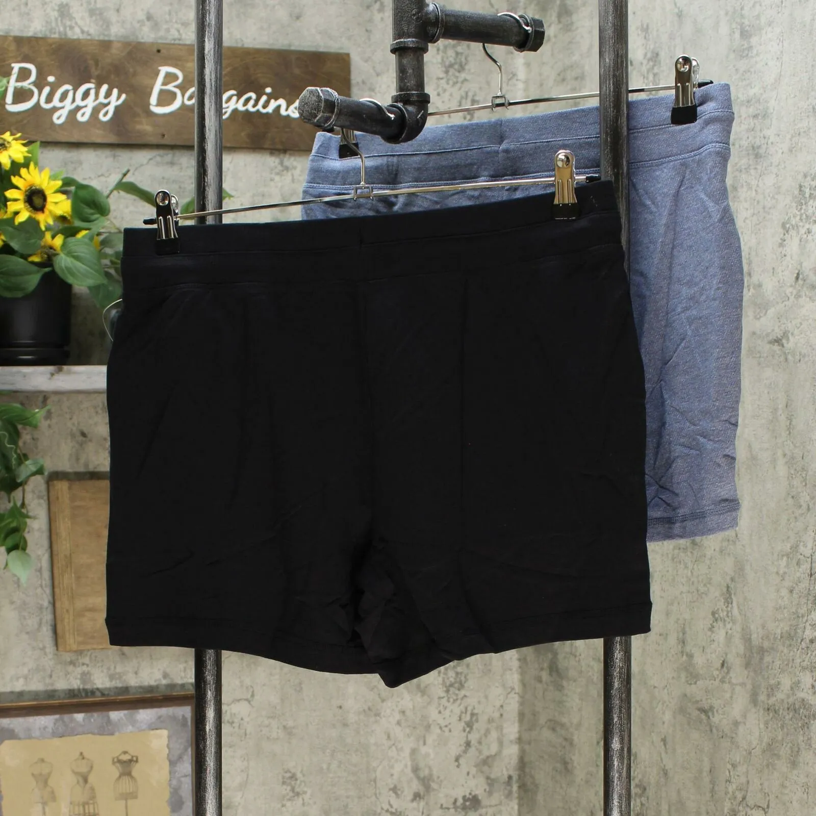 NWT 32 Degrees Cool Women s 2 Pack Pull-On French Terry Shorts. 1369424 S