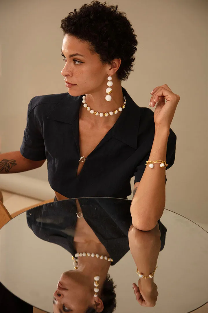 ORBS CHAIN NECKLACE WITH WHITE ENAMEL
