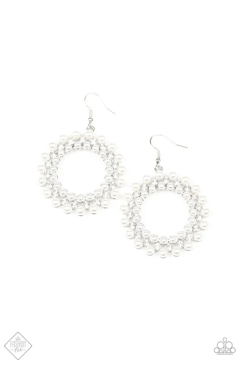 Paparazzi Pearly Poise Earrings White