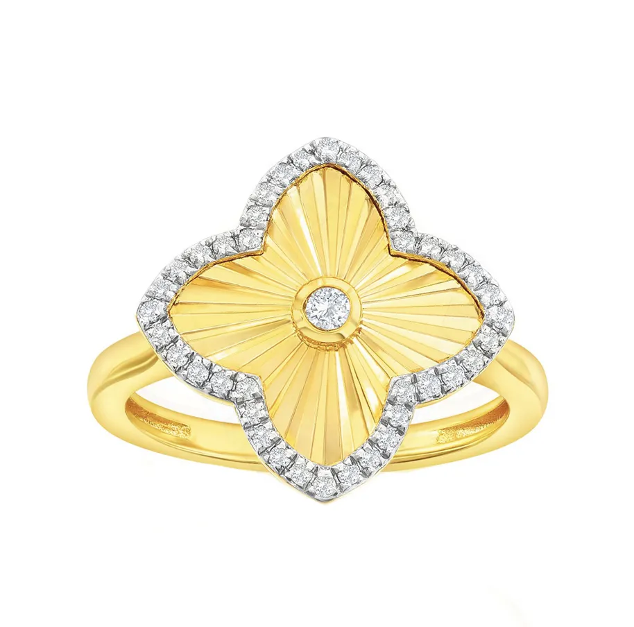 Pave CZ and Fluted Clover Ring