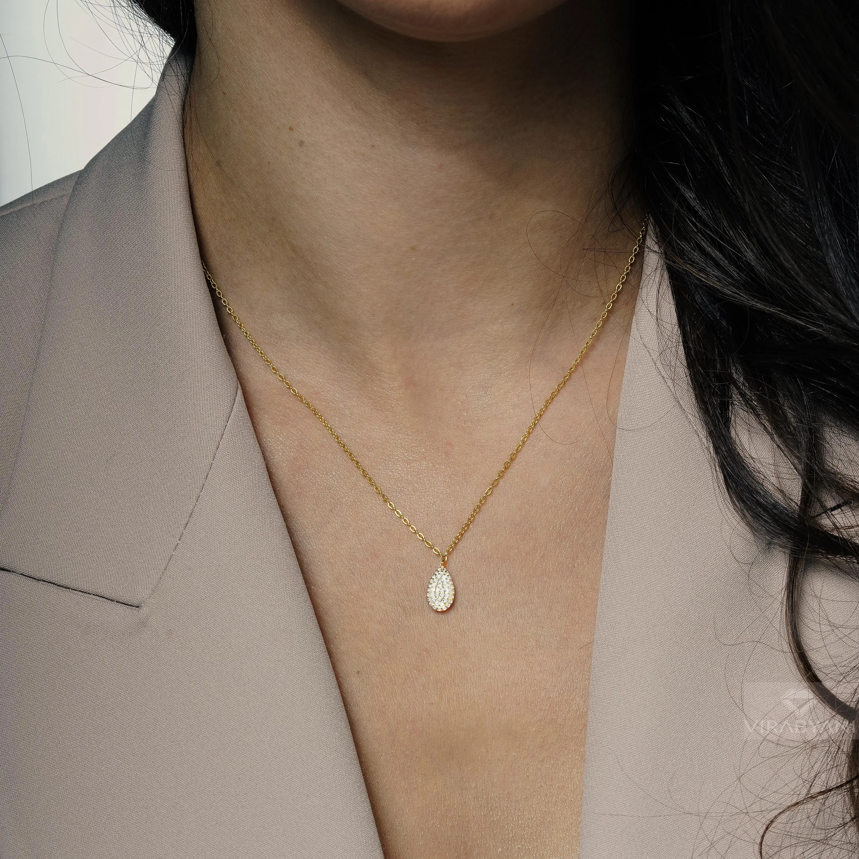 Pear Shaped AMoré Pavé Necklace With 0.35 ct. Diamonds