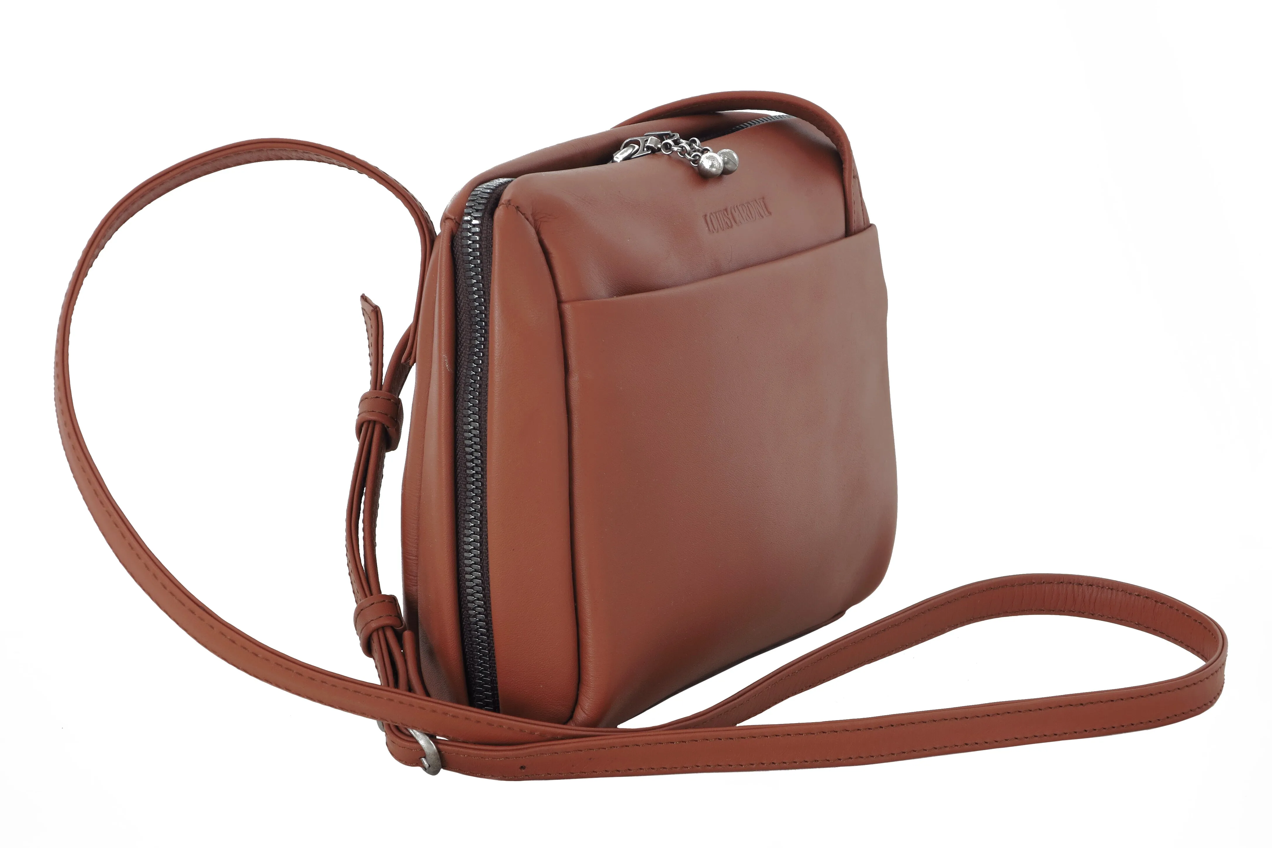 PIETRA-  (across the body) The minimalist