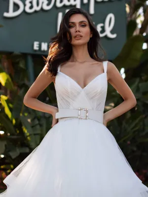 Pronovias: Cint 2150